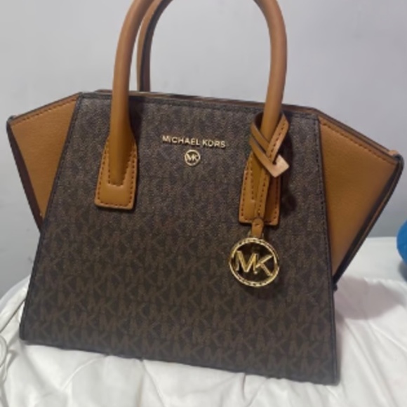 Michael Kors Handbags - Michael Kors